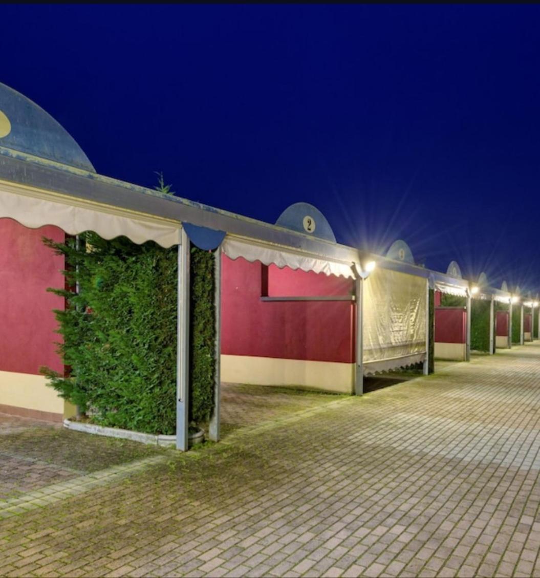 Hotel Motel Sporting Montodine Екстер'єр фото