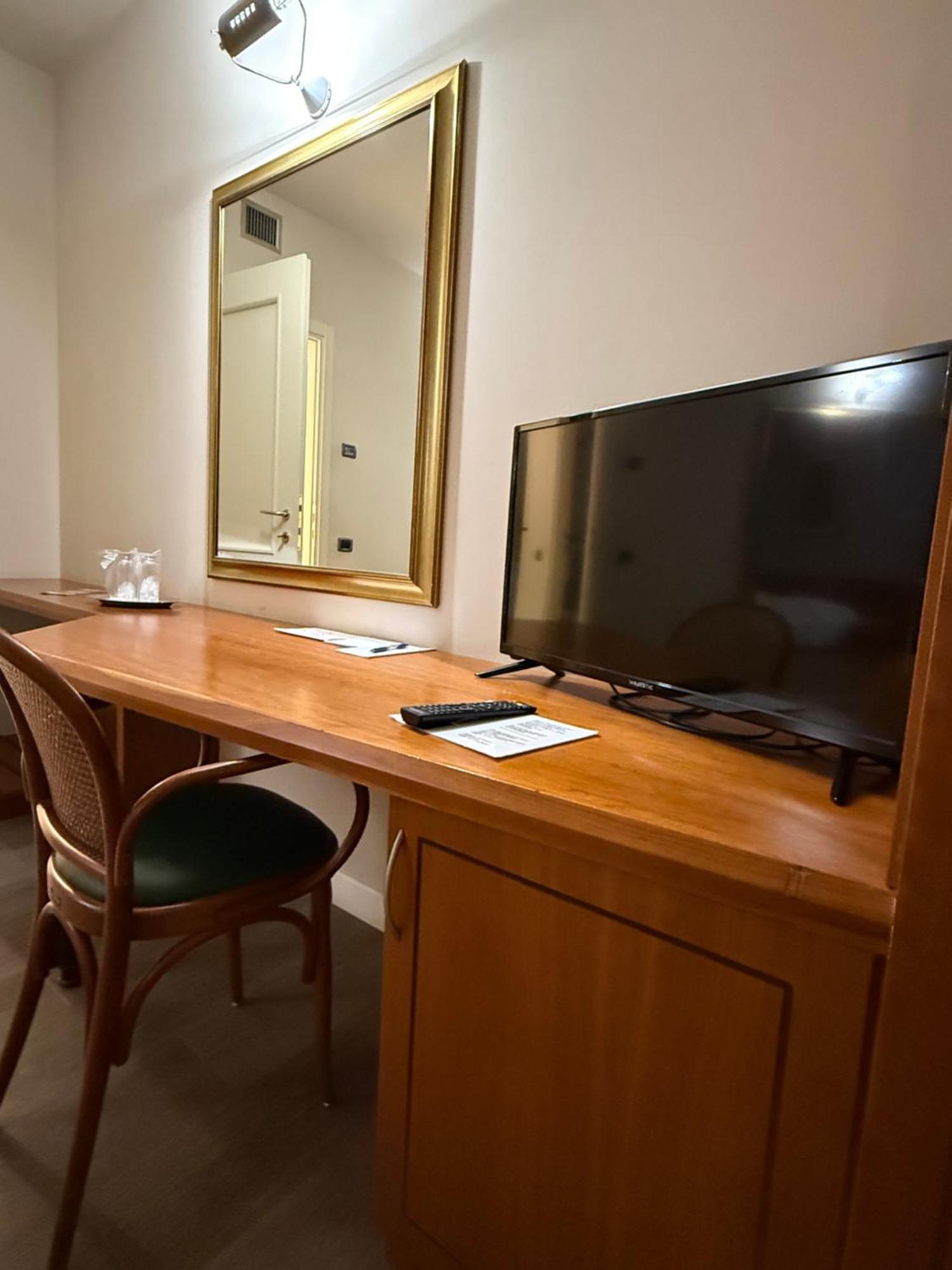Hotel Motel Sporting Montodine Екстер'єр фото