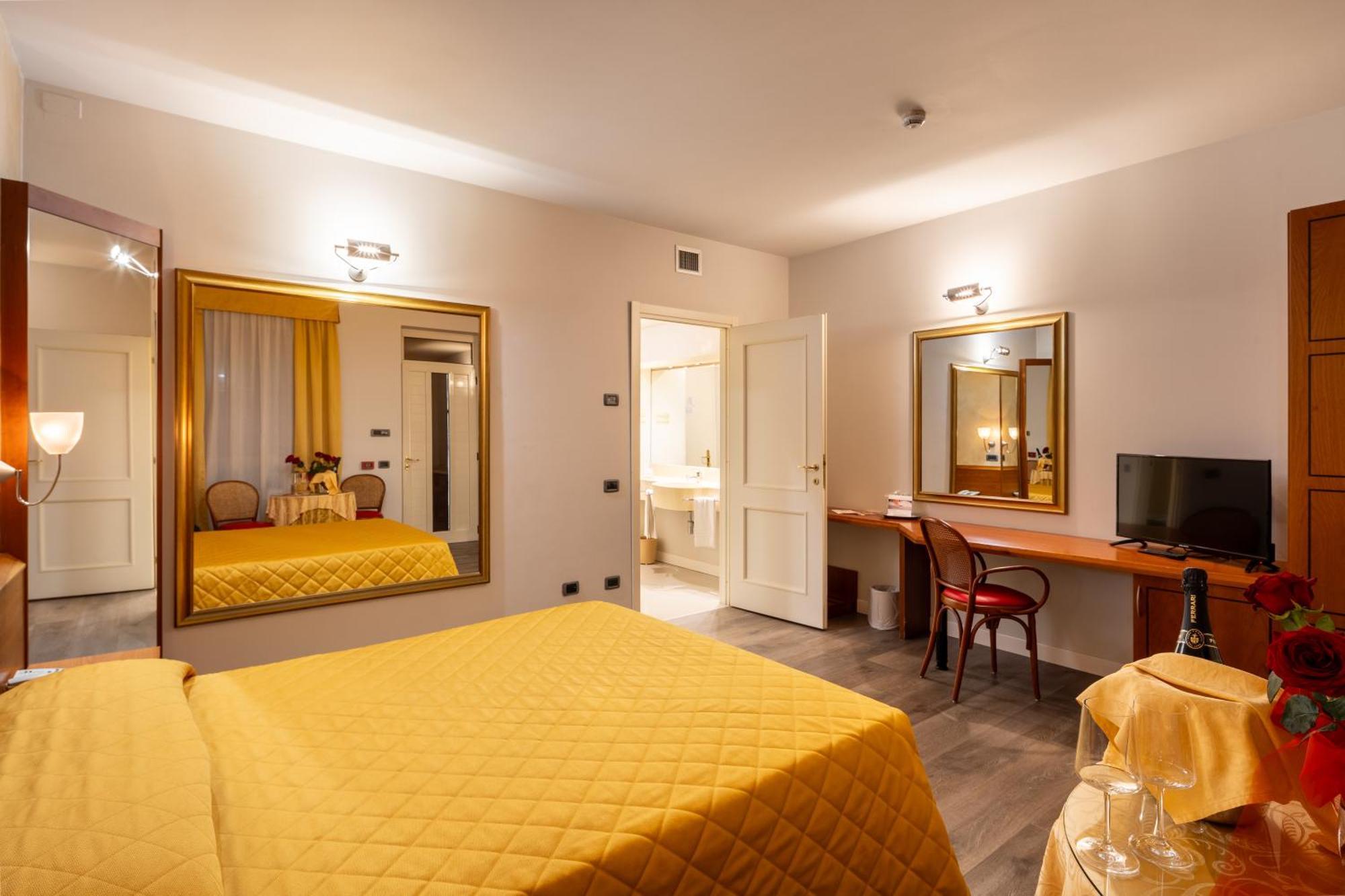Hotel Motel Sporting Montodine Екстер'єр фото
