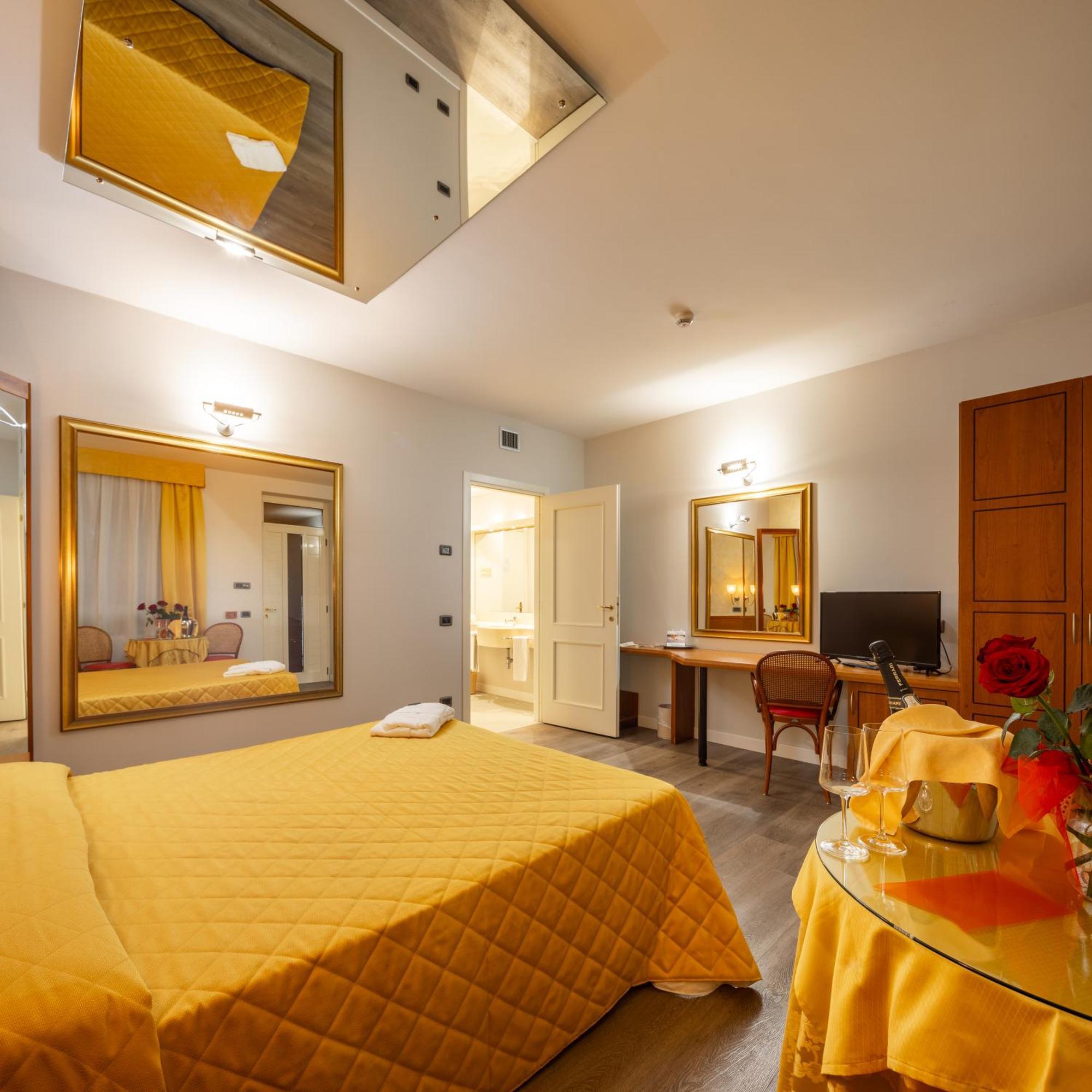 Hotel Motel Sporting Montodine Екстер'єр фото