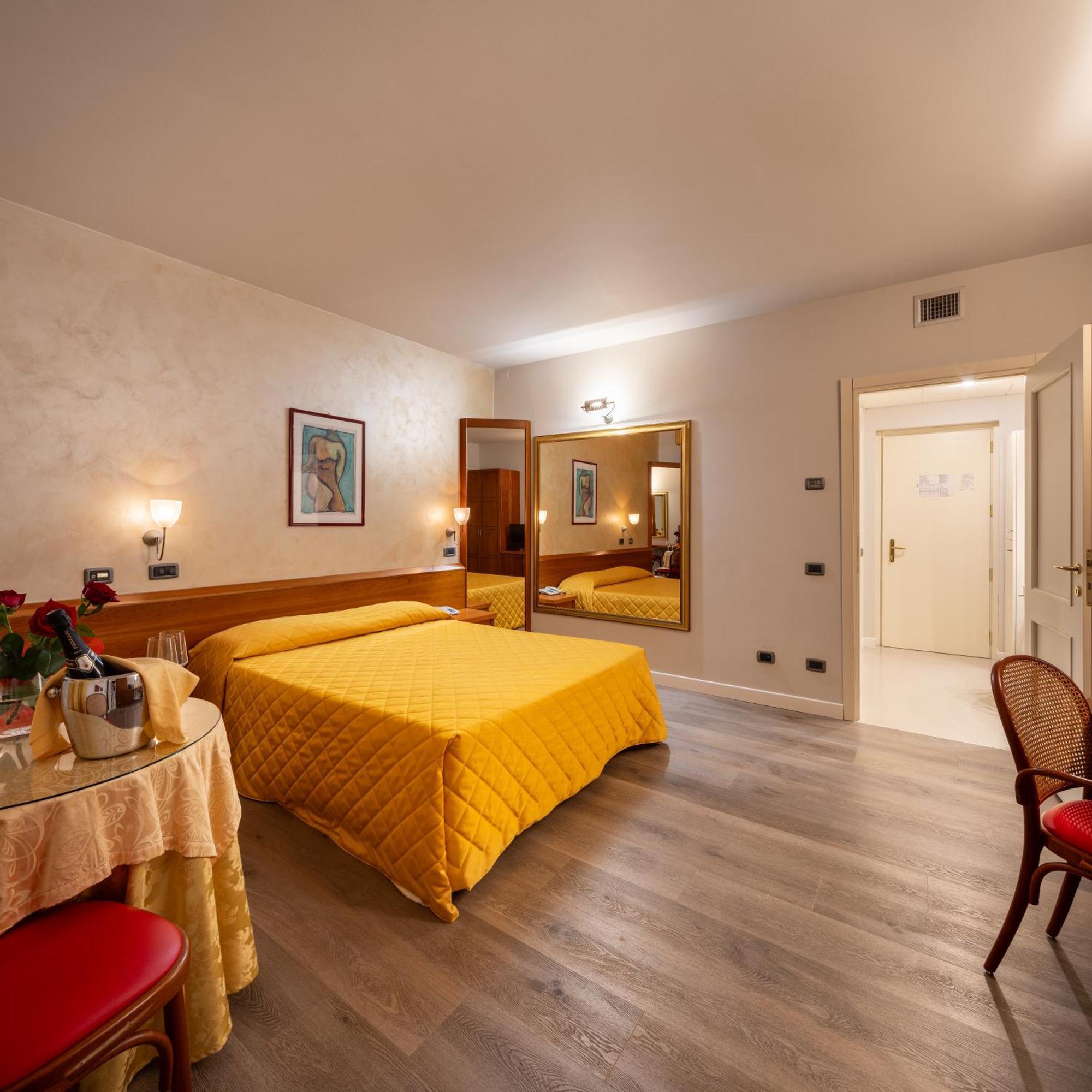 Hotel Motel Sporting Montodine Екстер'єр фото
